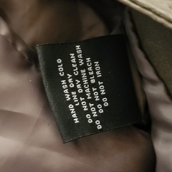 Be By Blanc Noir medium faux leather light gray vest - Picture 12 of 14